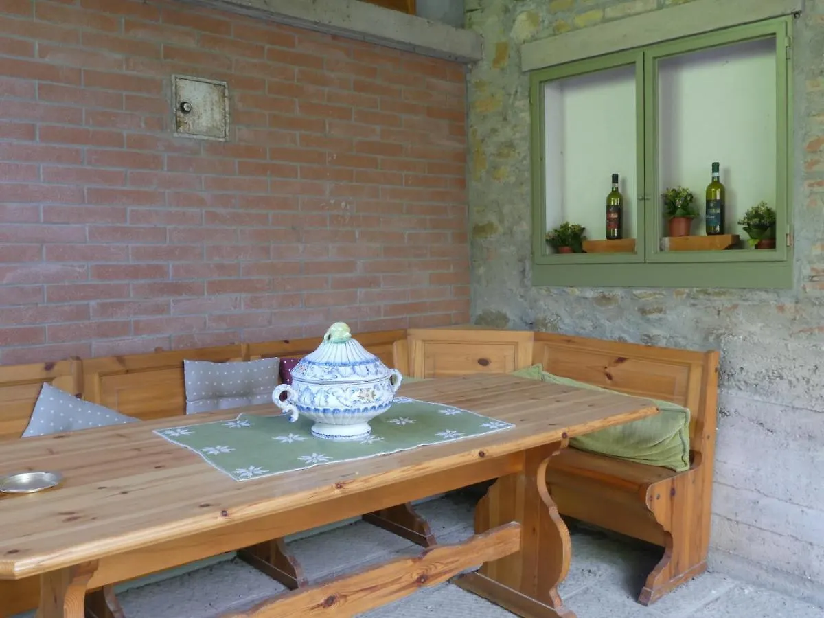Helichrysum Bed & Breakfast Vinci 0*,