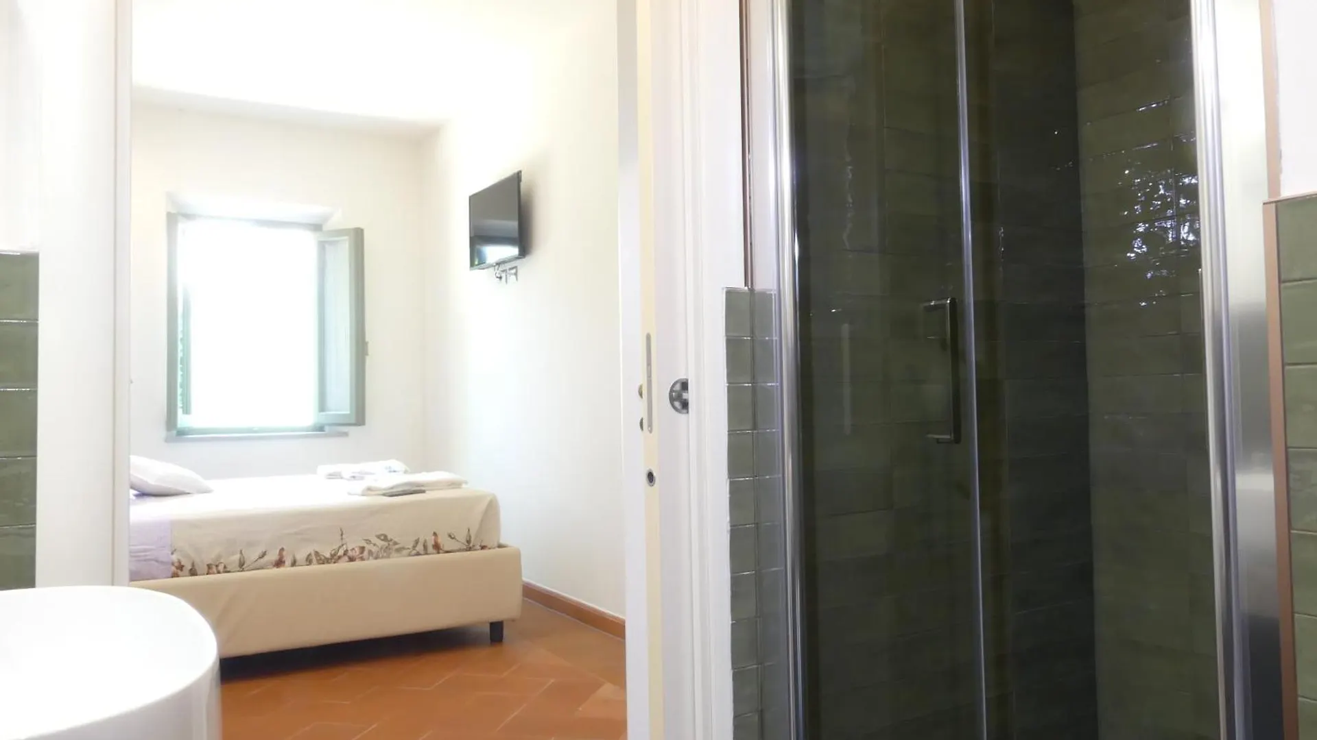 Helichrysum Bed & Breakfast Vinci