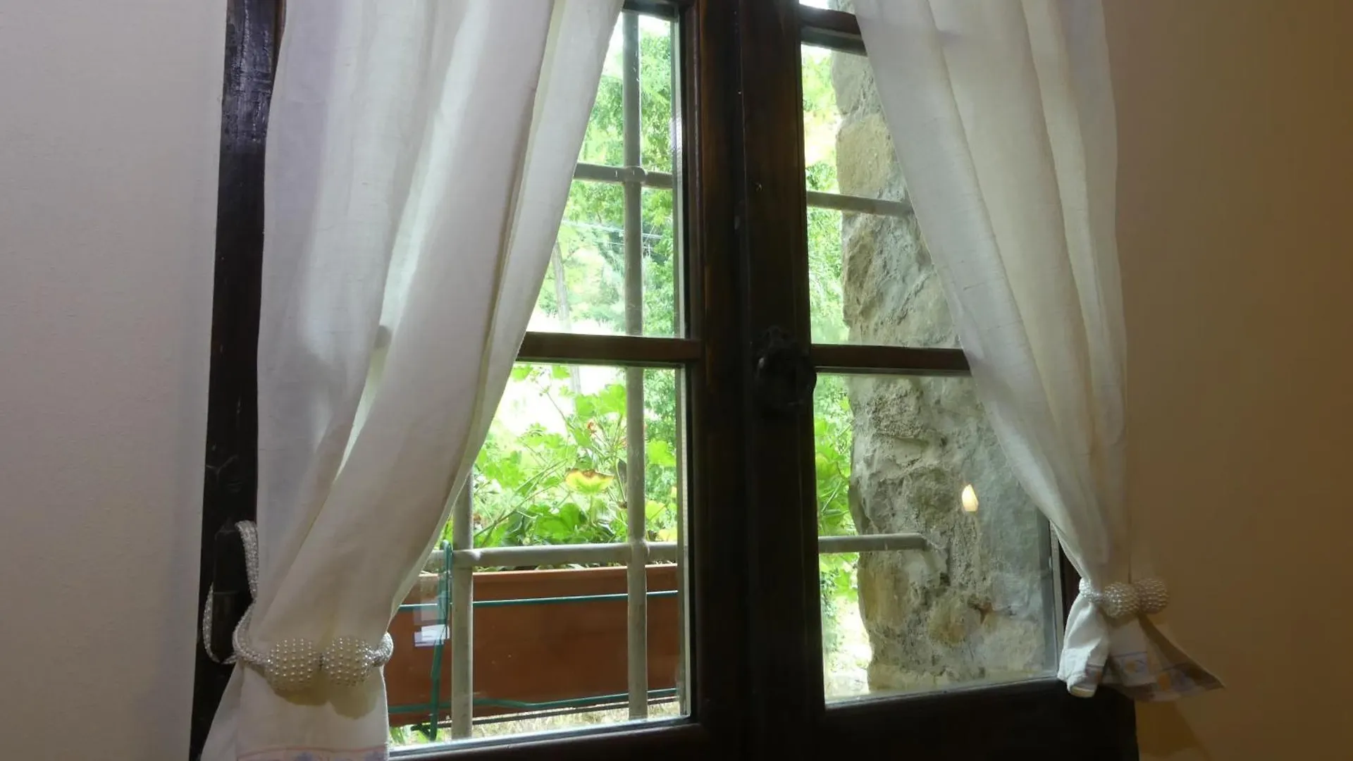 Helichrysum Bed & Breakfast Vinci Italy